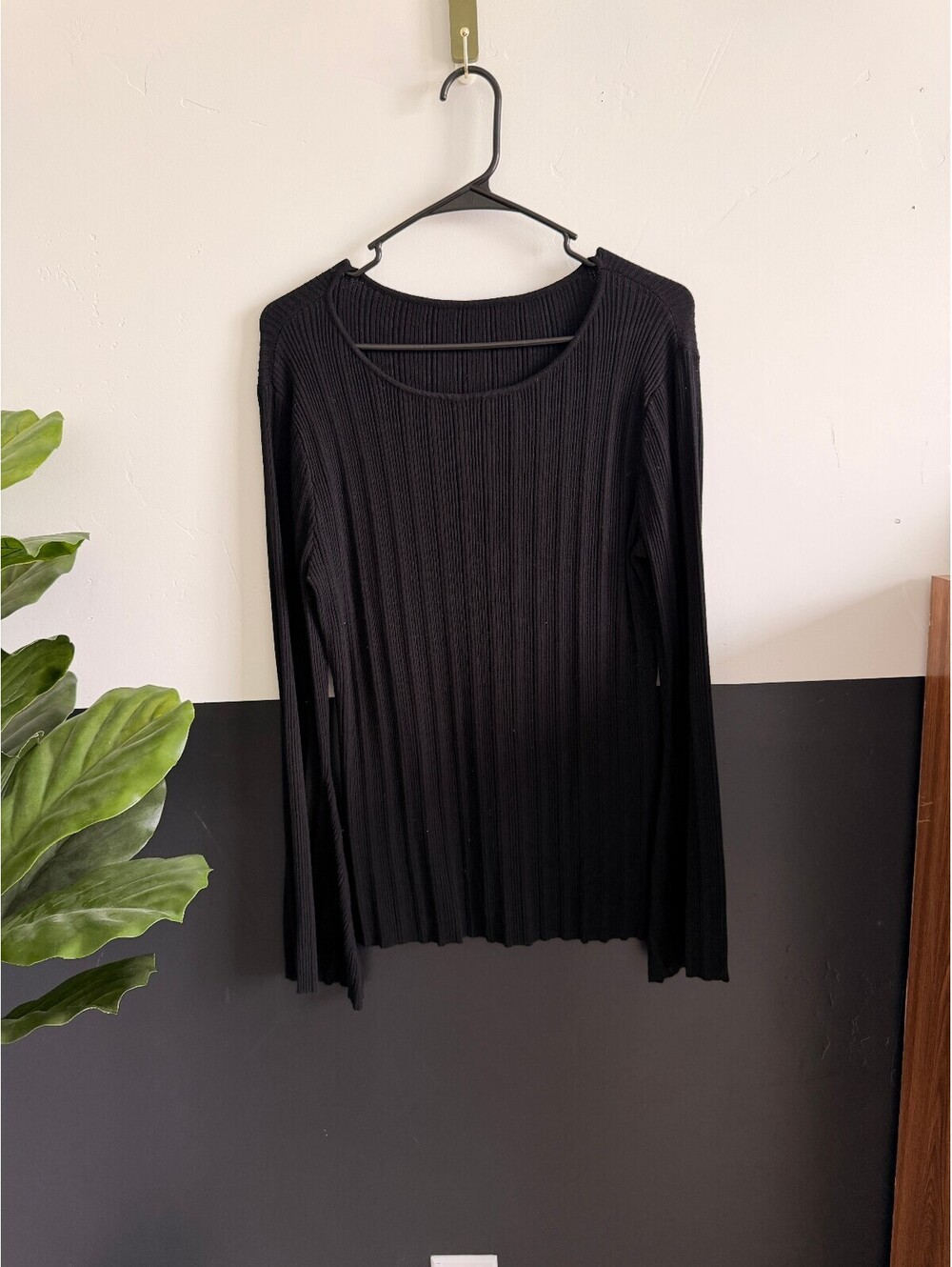 Black Ribbed Long Sleeve Top